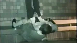 Brune appétissante obtient son trou anal étiré en position de levrette video cocu francais
