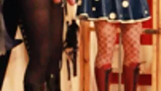 De belles filles aux cheveux longs donnent une bonne pipe et une baise amateur francais video de mésange à un homme excité