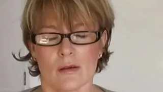 monstre assoiffé noir baise sa baise francais fille sexy blanche dans un style latéral dur